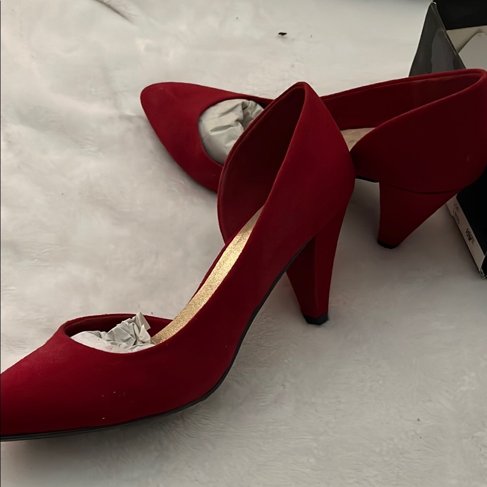 CL by Laundry Red Elegant Suede Heels